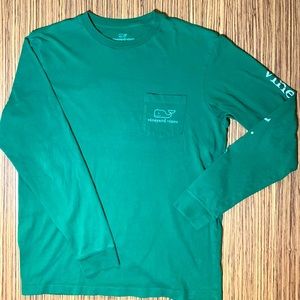 VINEYARD VINES Vintage Whale Long Sleeve Pocket Tee